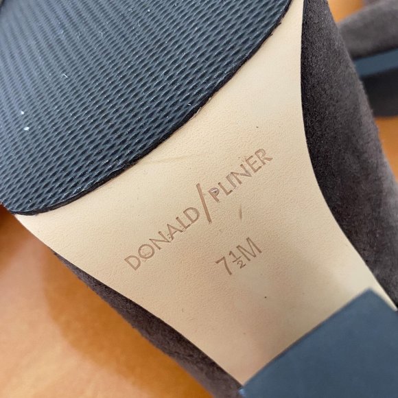 Donald J. Pliner NWT Valda Waxy Suede Mule Bootie in Dark Brown - Picture 7 of 12